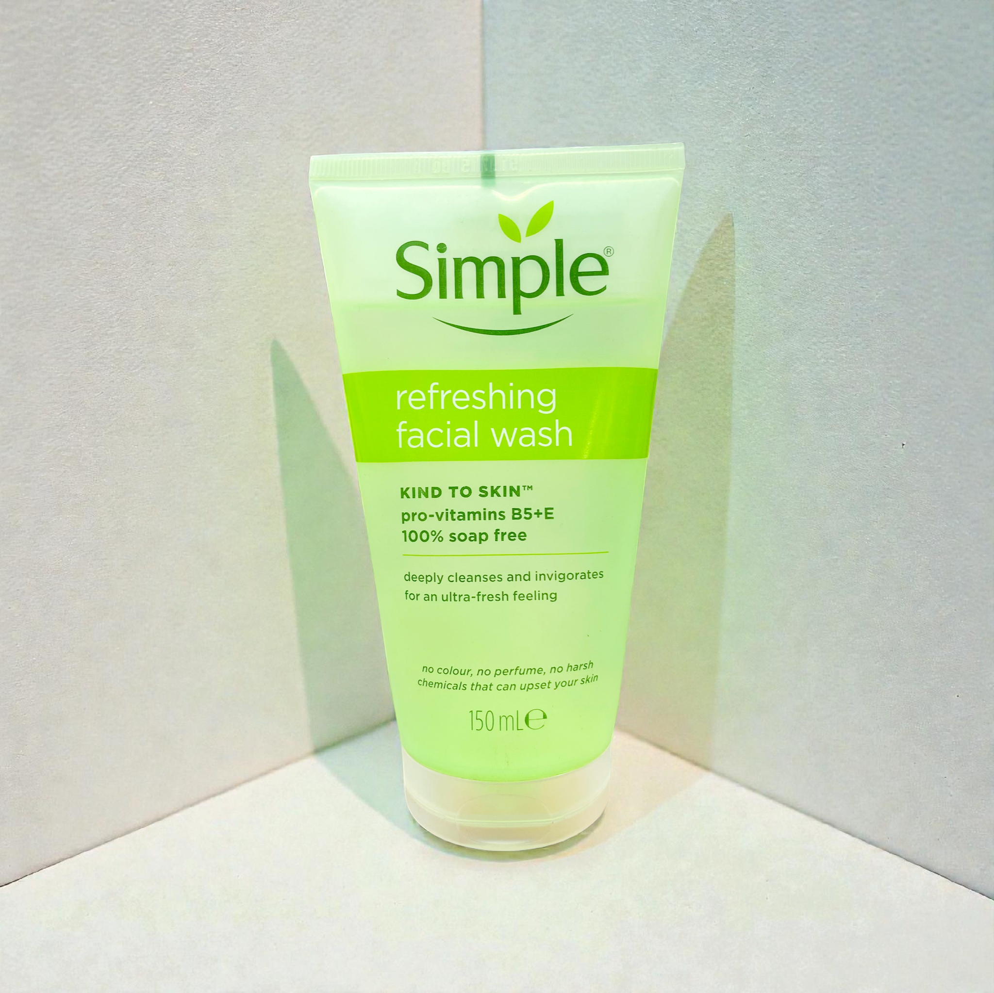 Simple Refreshing Facial Wash_0
