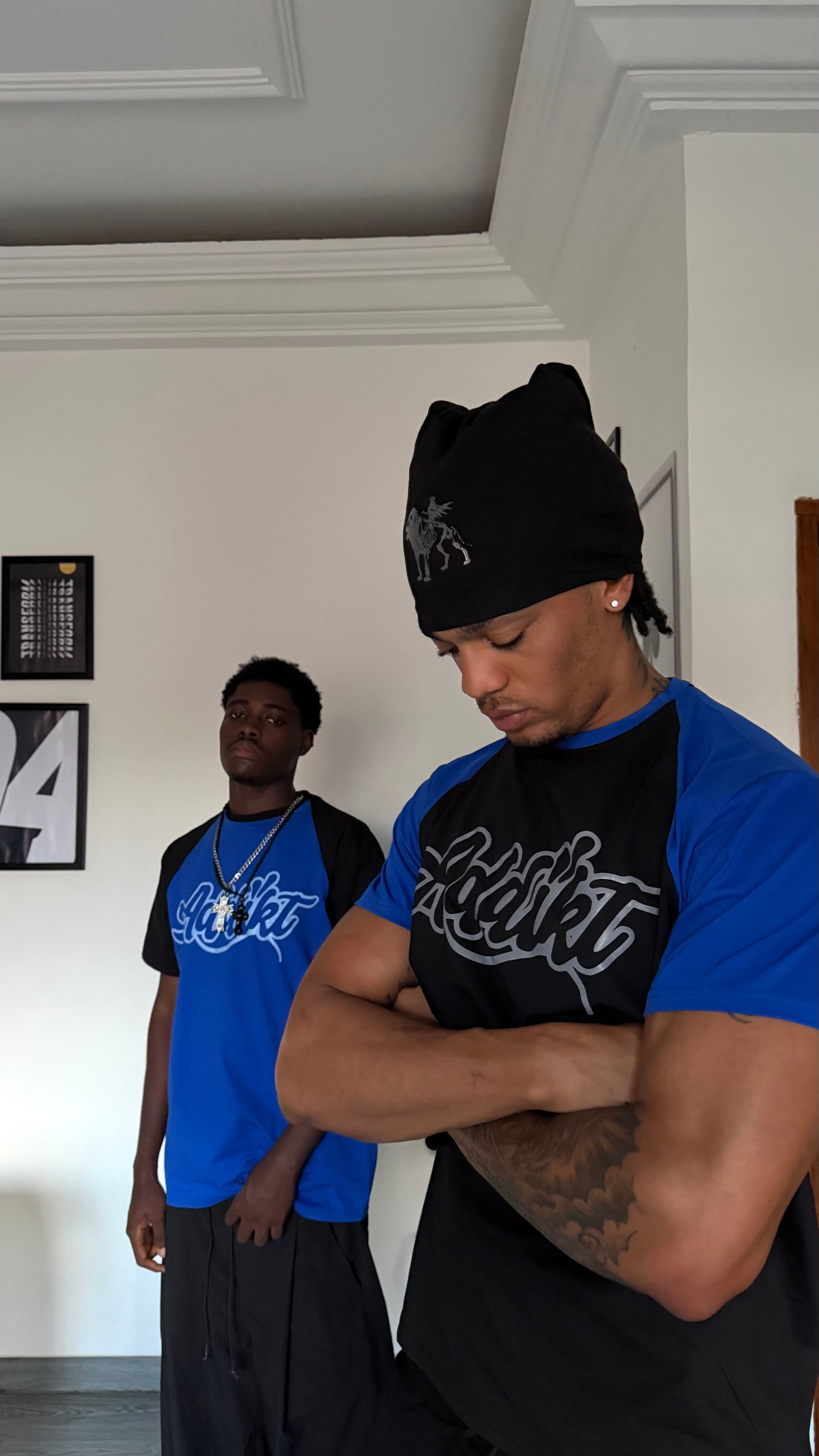 ADDIKT (B/B) T-SHIRT_1