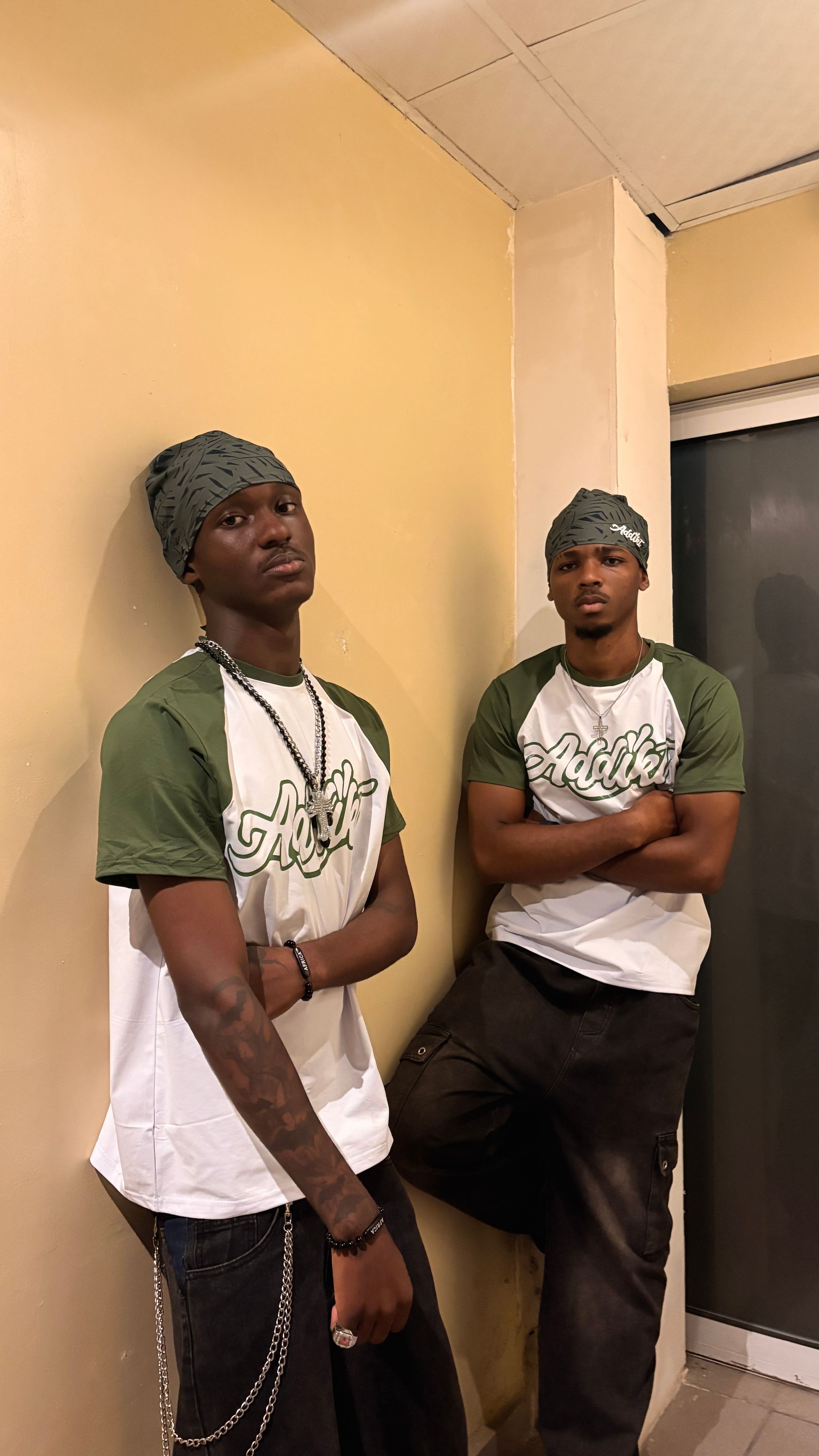 ADDIKT (W/G) T-SHIRT_3