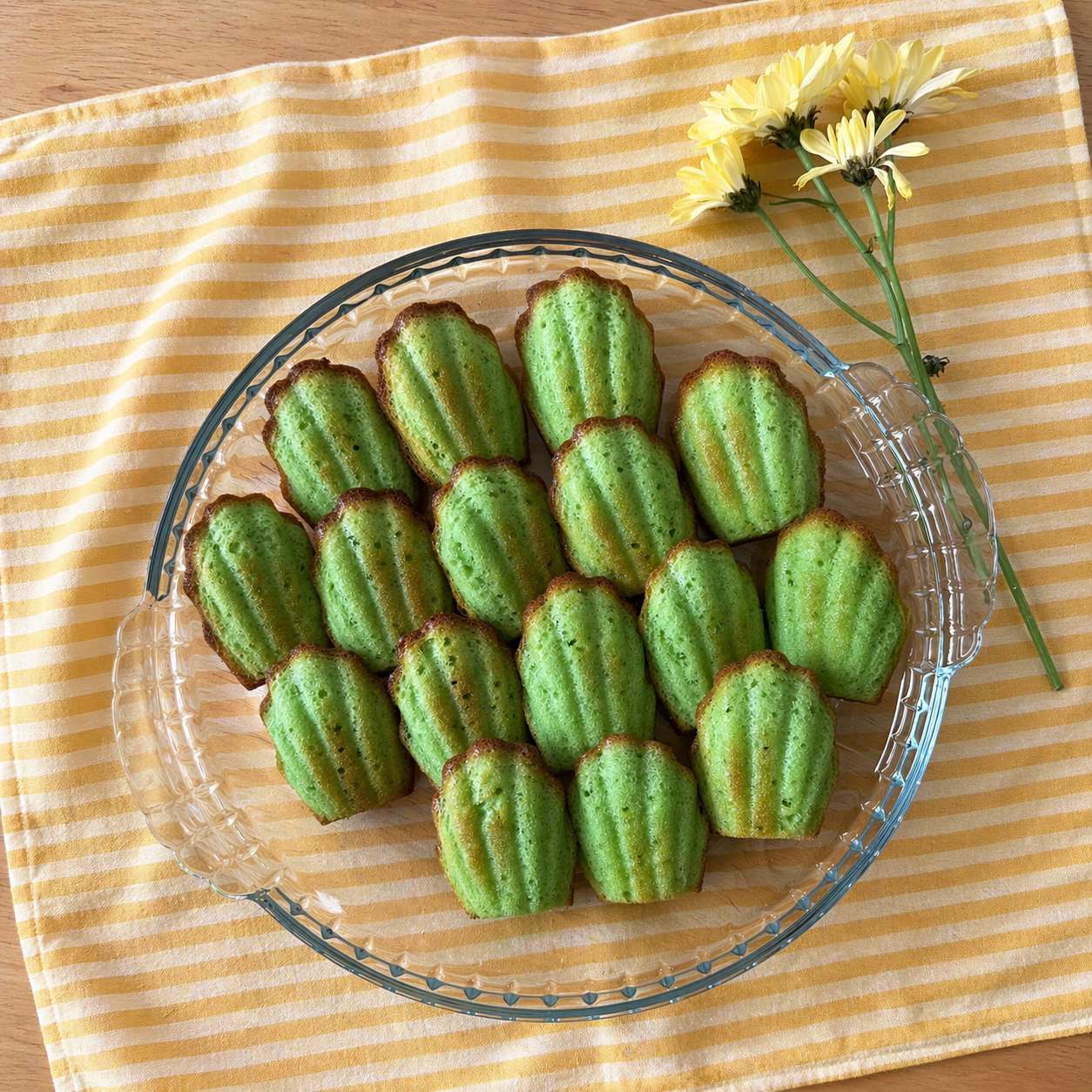 Pandan Madeleines_0