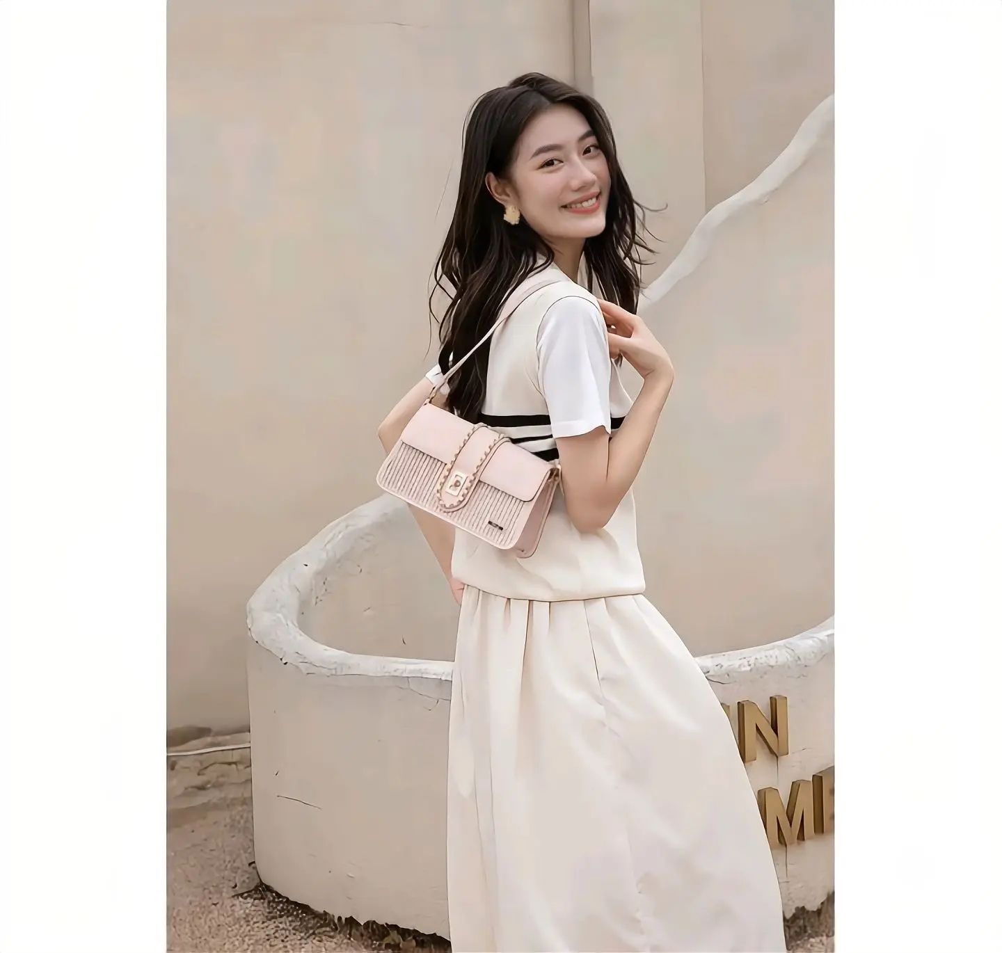 EN-JI Dalsa Shoulder Bag_1