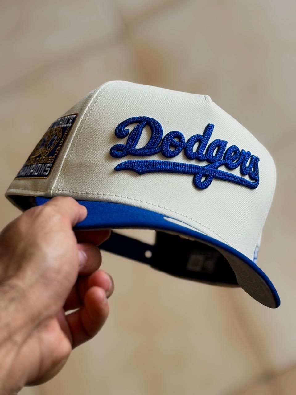 New Era 9Fifty A-Frame - La Dodgers Back to Back World Series White Classic Edition_0
