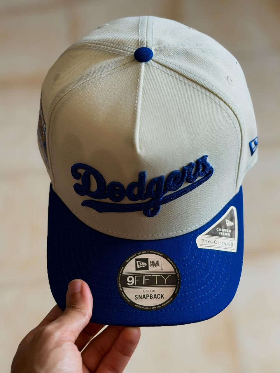 New Era 9Fifty A-Frame - La Dodgers Back to Back World Series White Classic Edition_6