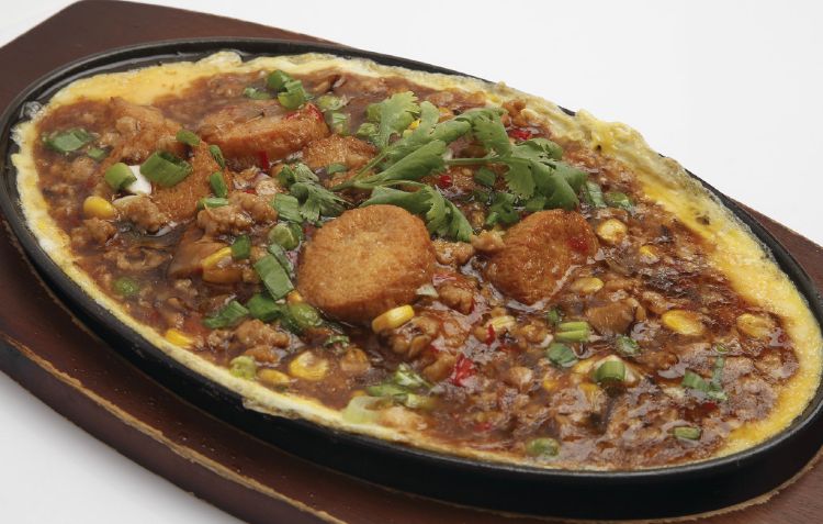 Hot plate tofu with omelette _0