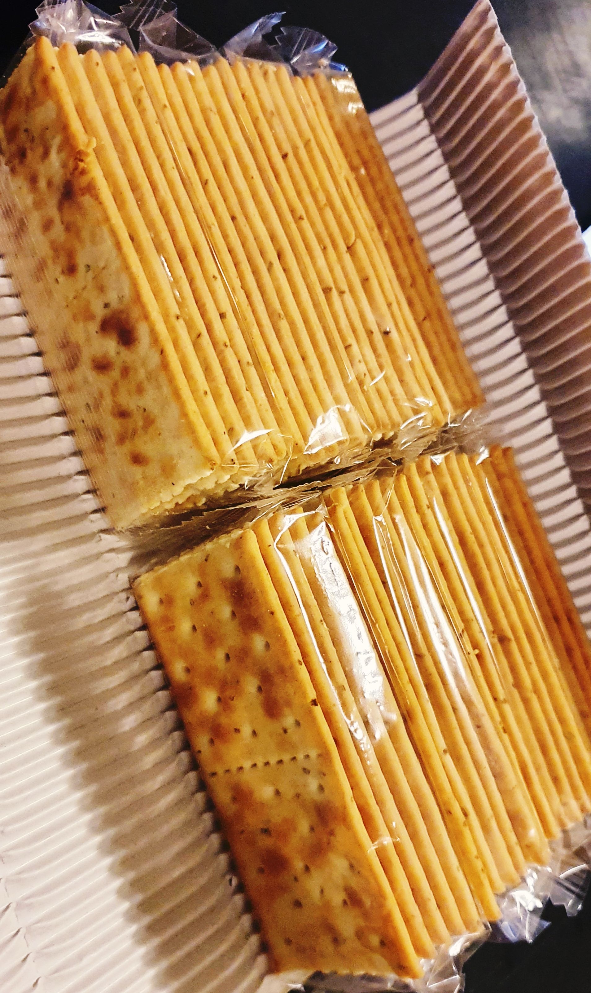 Sourdough Rosemary Crackers _0