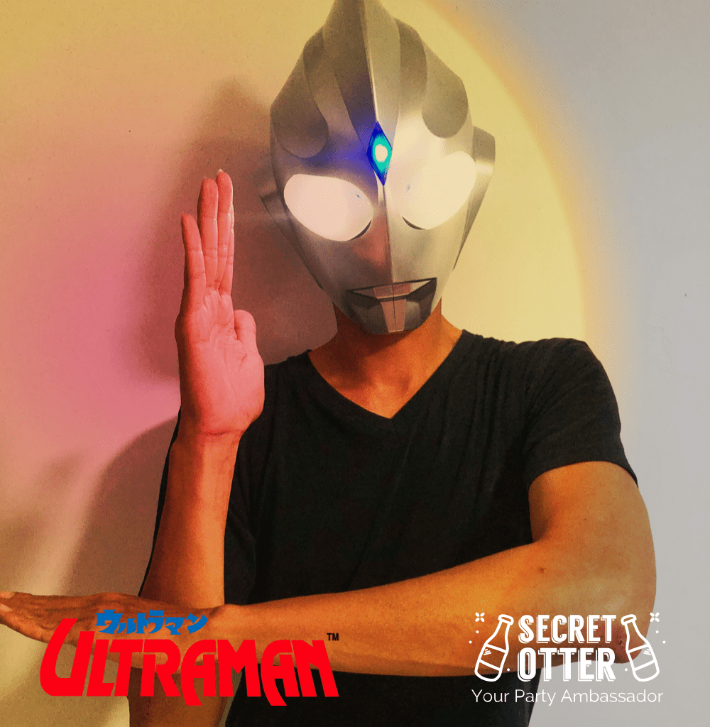 Ultraman full face mask with LED Glowing Eyes!_9