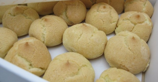 D24 Premium Durian Puff_1