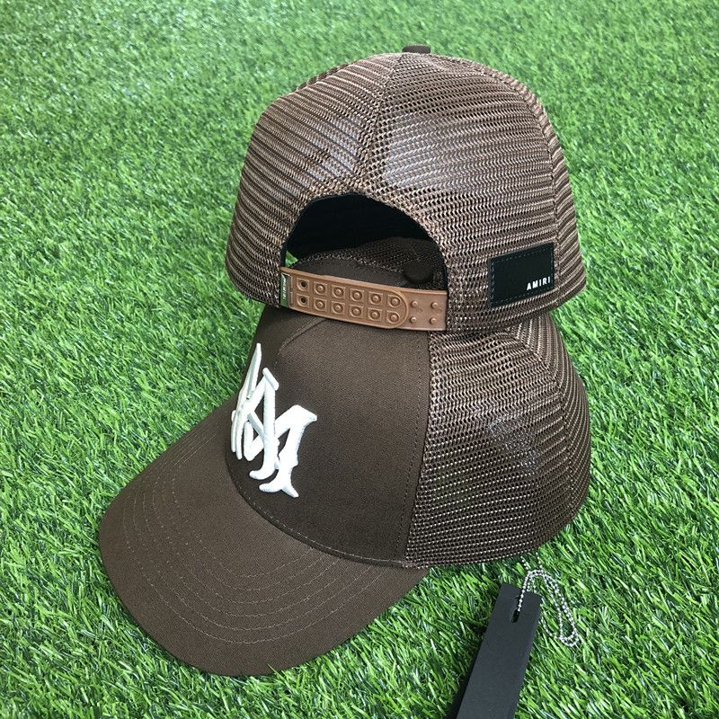 AMIRI CURVED PEAK BROWN LOGO_1