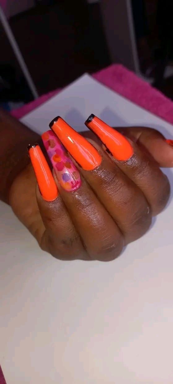 Nails as is in Photo 6_0