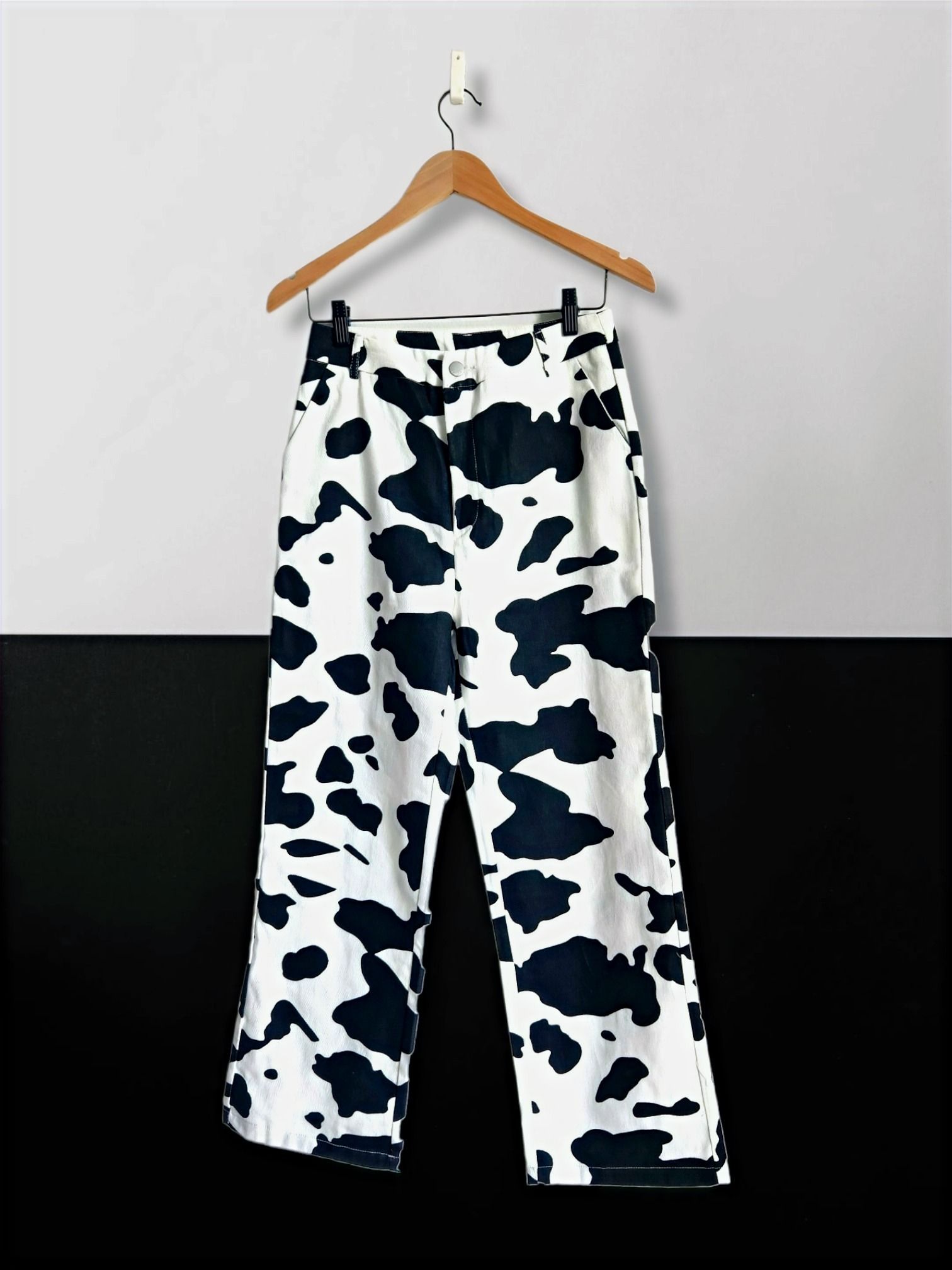 SUBTLE FLARE COW PRINT JEAN_5