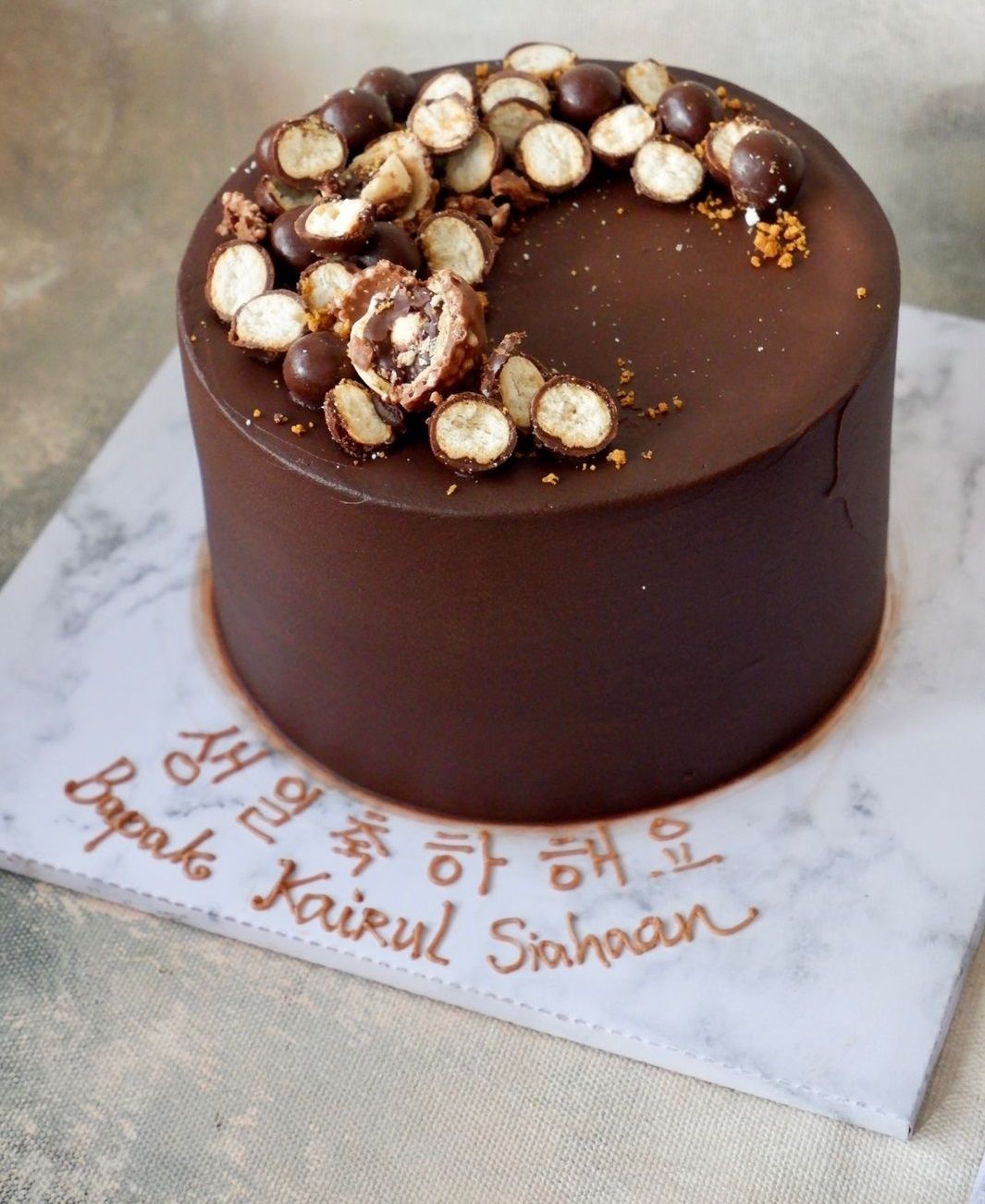 HAZELNUT GANACHE CAKE_0