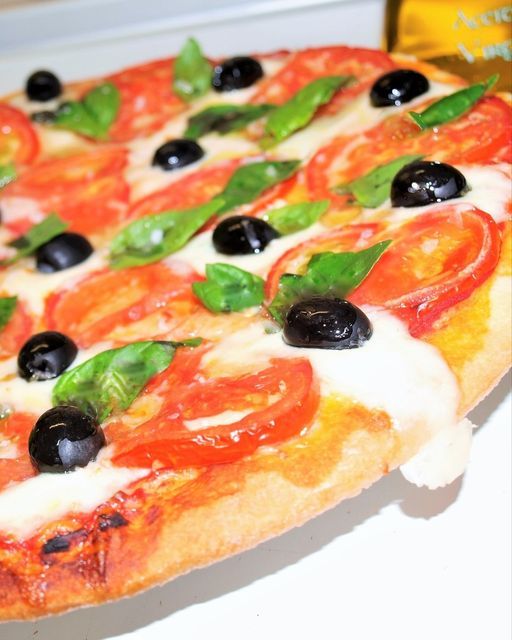 Pizza Caprese_0