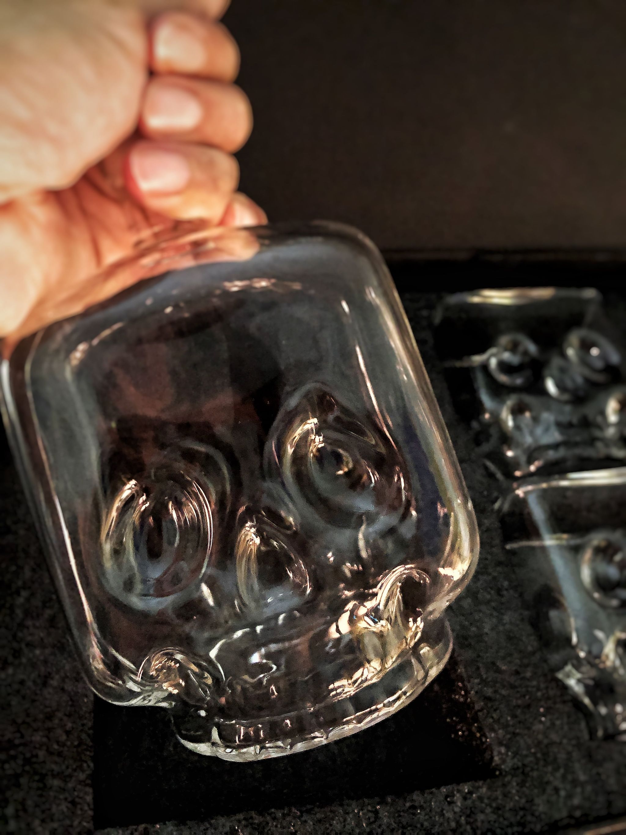 Unique Skeleton/Skull Decanter Gift Set _5