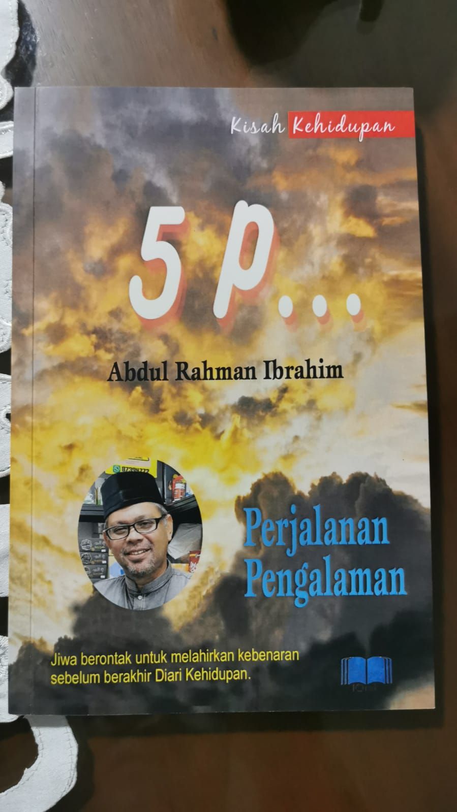 5P.. Buku tulisan A R_0