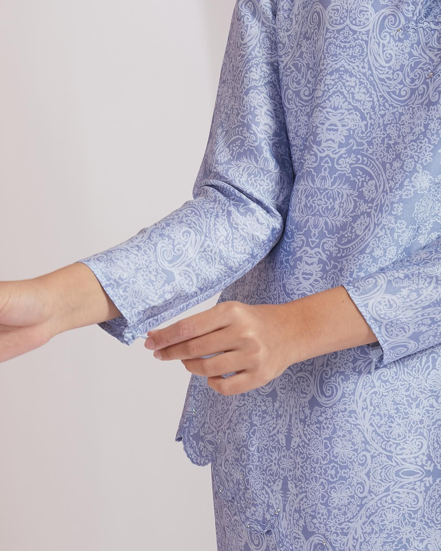 MIRHA BAJU KURUNG - SOFT CHAMBRAY_3