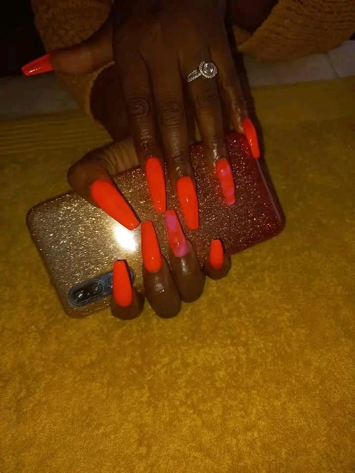 Nails as is in Photo 10_0