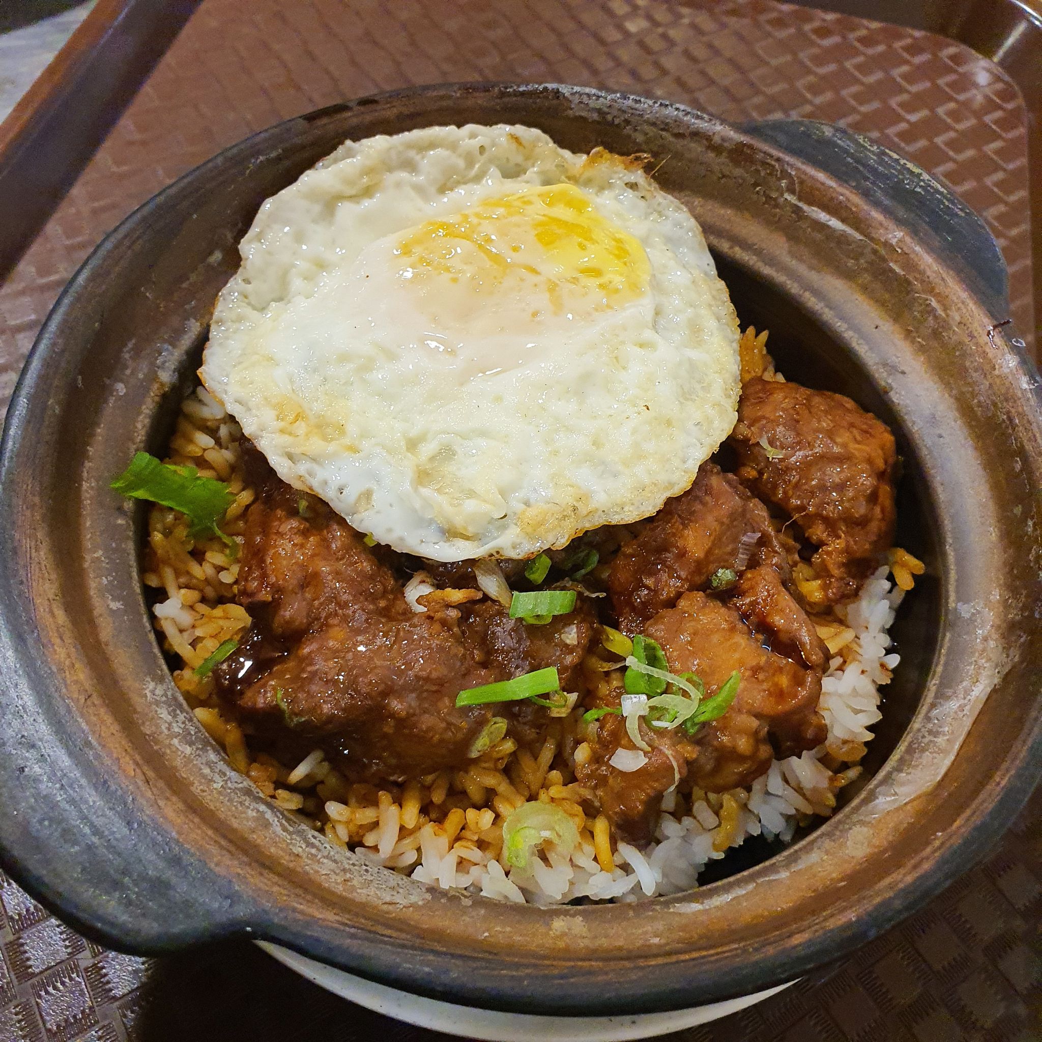 Claypot Chicken Rice With Egg _0