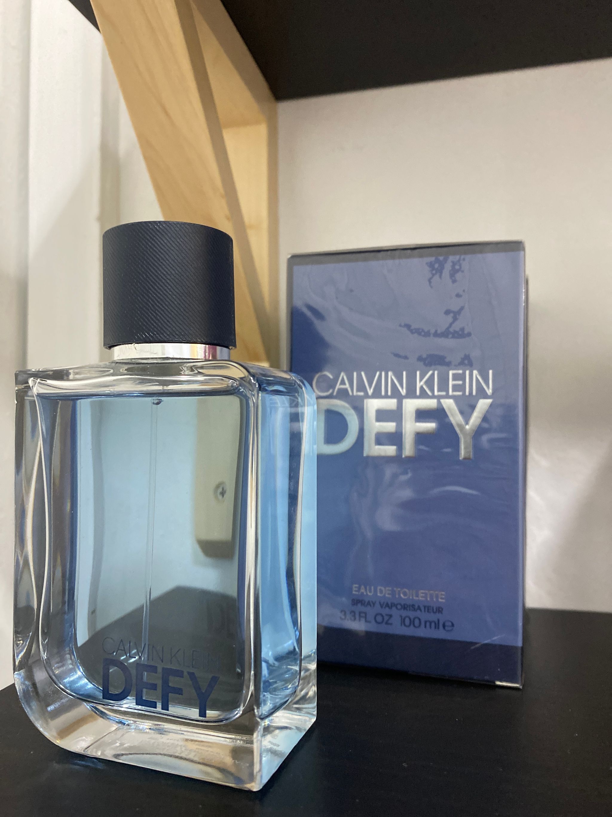 Calvin Klein DEFY_0