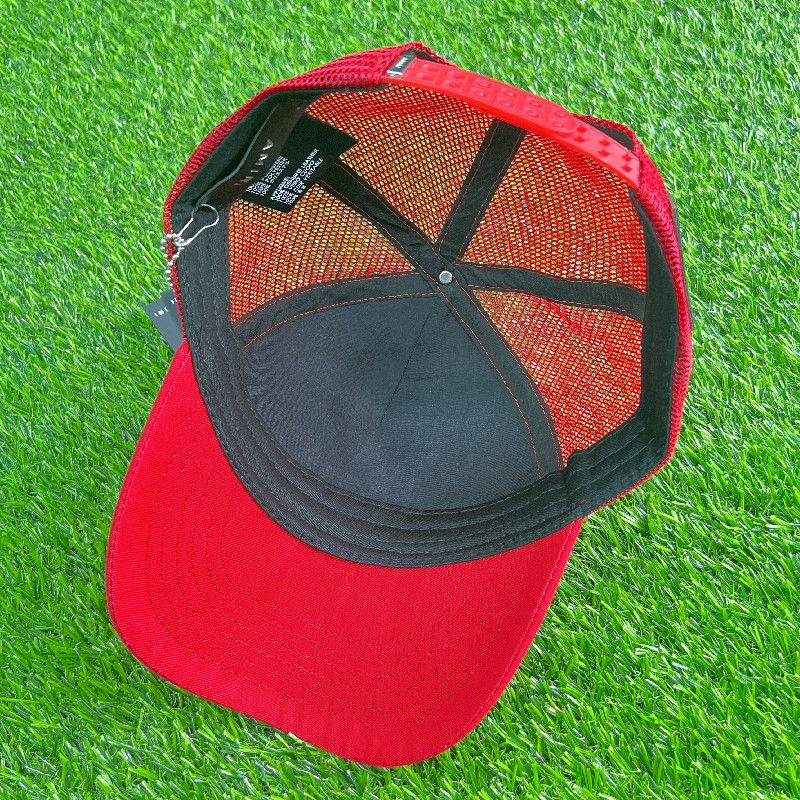 AMIRI CURVED PEAK RED LOGO_1