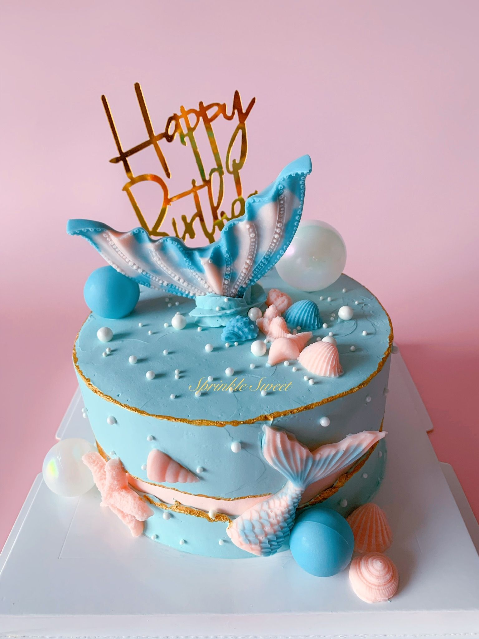 Pisces/ Mermaid buttercream cake _0