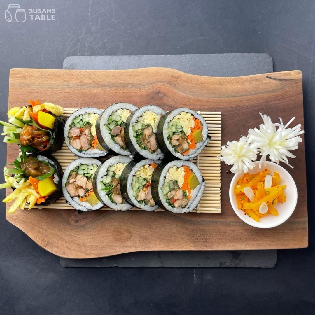 F17. Rolled with Organic Acid- Free Seaweed Soy Sauce Chicken Gimbap + Today’s Soup + Pickled Radish (유기농  간장 닭 김밥 + 오늘의 국 +단무지 무침)_0