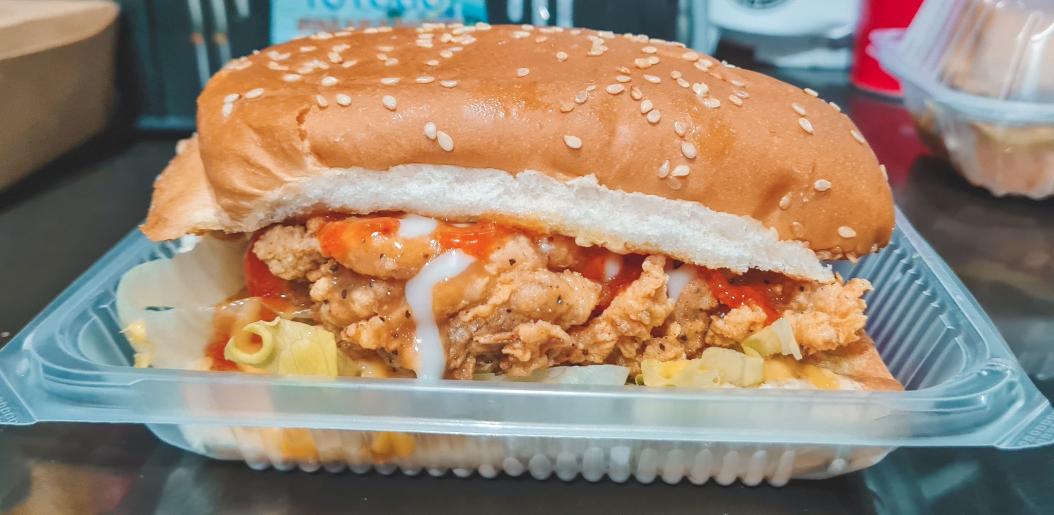 CRISPY CHICKEN BURGER_0