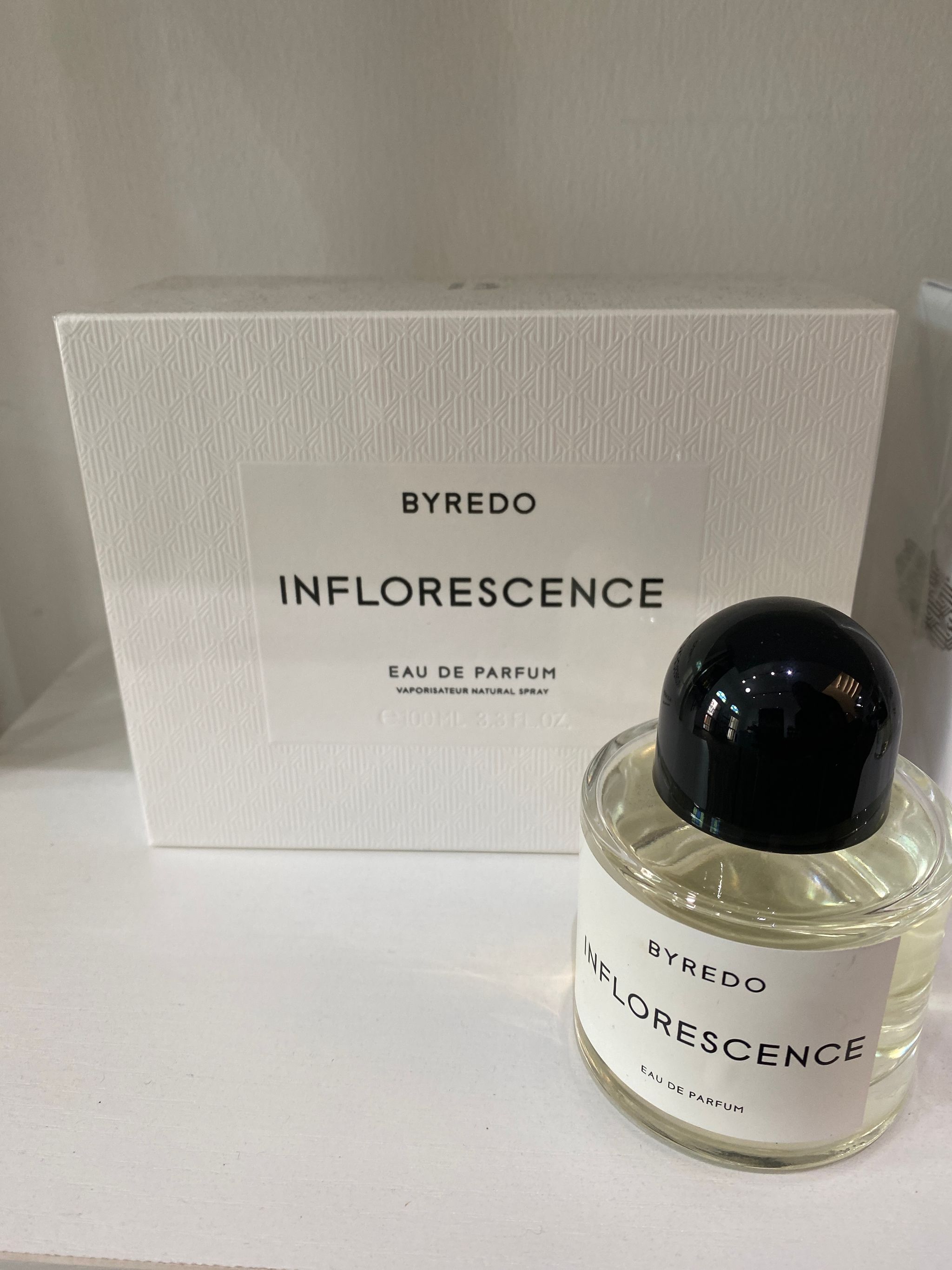 Byredo inflorescence _0