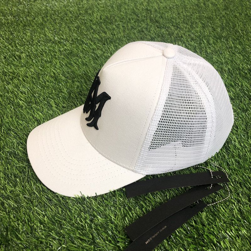 AMIRI CURVED PEAK WHITE LOGO_1