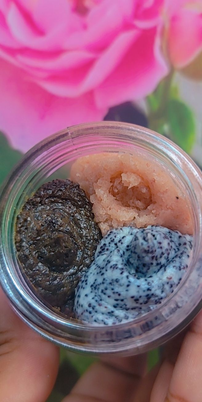 Foaming Whipped Face and body scrub_1