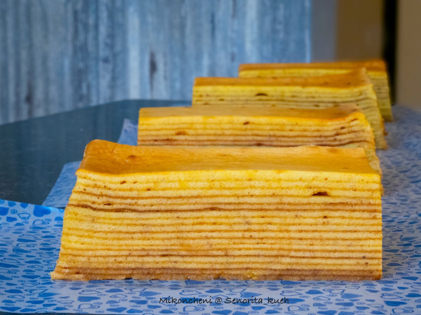 Whole Kueh Lapis Legit / 8 inch_0