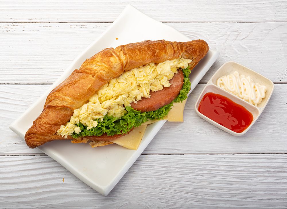 A04 芝士午餐肉蛋牛角包 Croissant + Luncheon Meat / Egg / Cheese_0