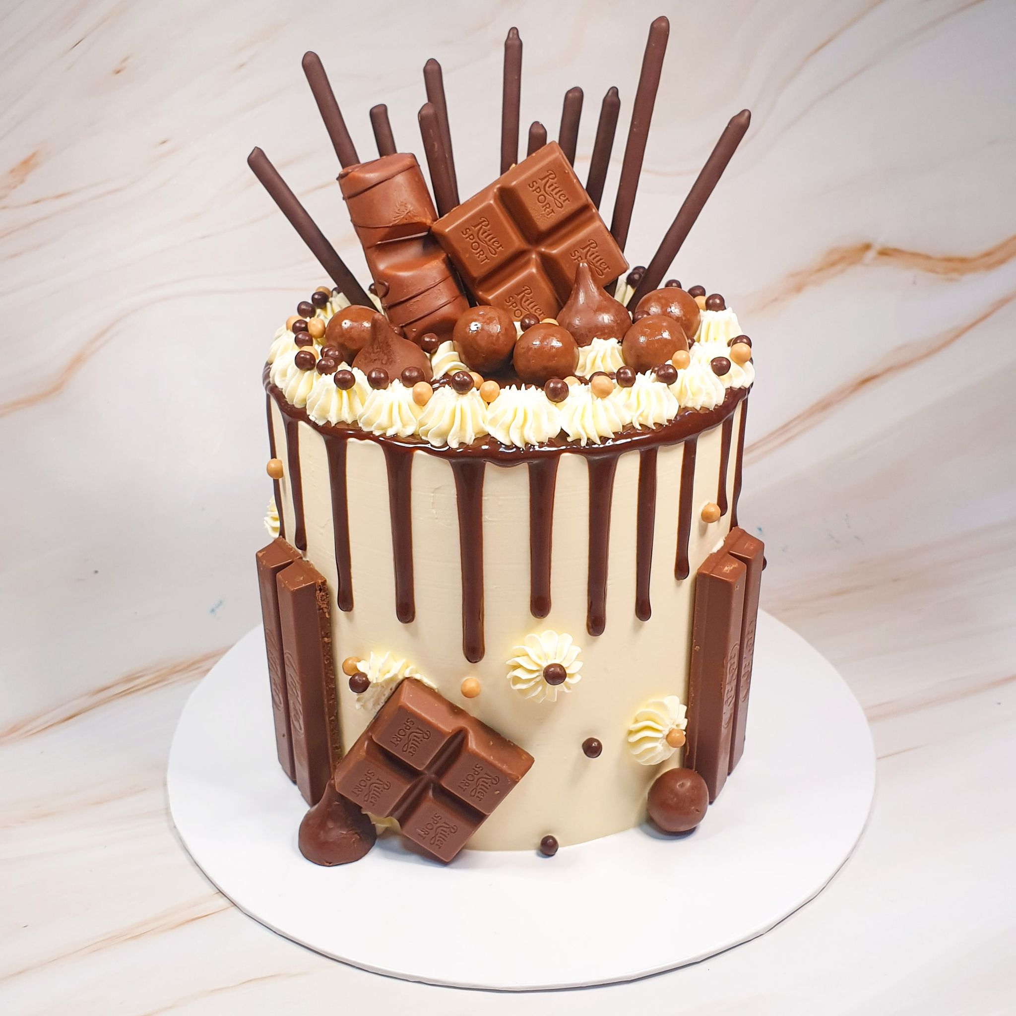 Bespoke Cakes (1 Tier)_4