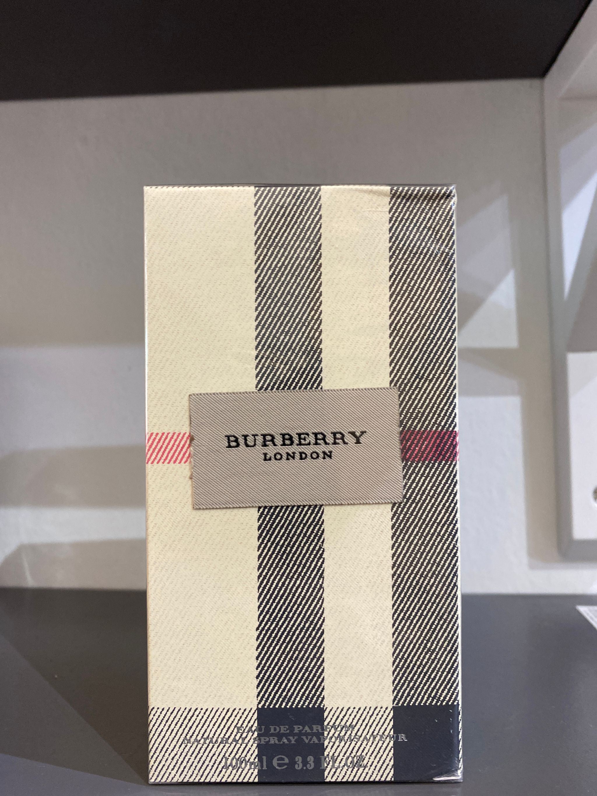 Burberry London_0