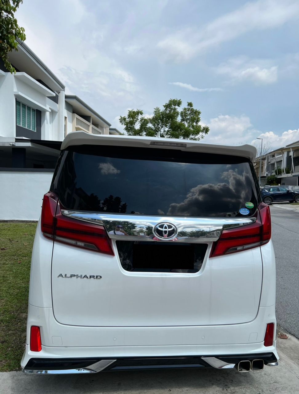 TOYOTA ALPHARD SC 8 SEATER (PUTIH)_2