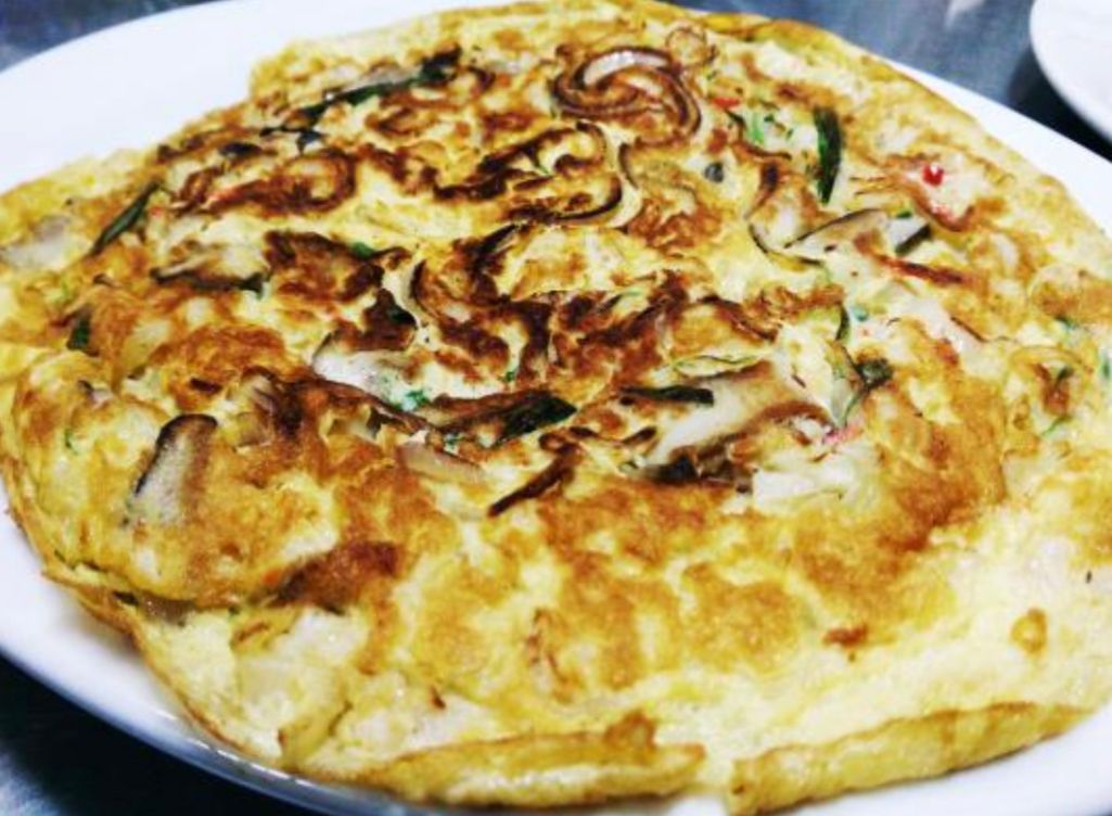 Omelette with onion_0