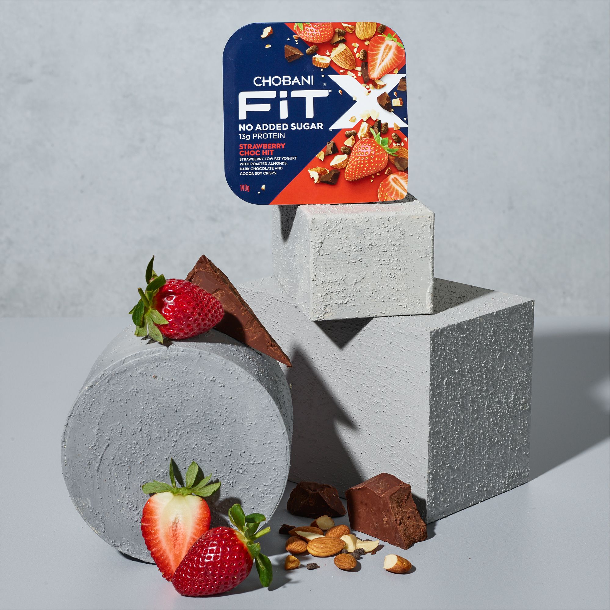 CHOBANI FIT X 140G CUP FLIP  STRAWBERRY CHOC HIT (CHB-CCC-FLIPX140G237)_0