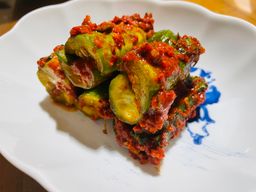 오이소박이 Cucumber Kimchi  