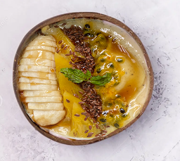 Golden Smoothie Bowl