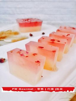 Rose Lychee Agar-Agar Box 玫瑰荔枝菜燕盒