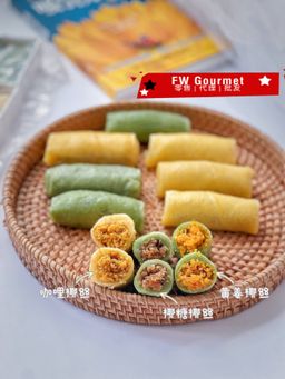 Kuih Ketayap 斑斓椰丝卷