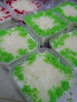 PANDAN CHEESE CAKE 