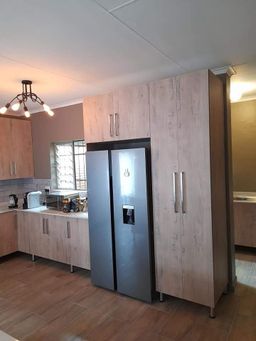 Kitchen Units 