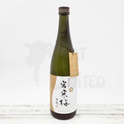 Miyakanbai Junmai Daiginjo Zeisen Kura no Hana Sake