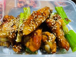 간장닭봉조림 Pan fried chicken wing with soy sauce