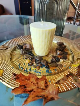 Diamond Cup Cream Candle 4" Tall