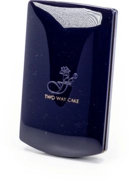 Yuz uchun kukun (Two Way Cake)