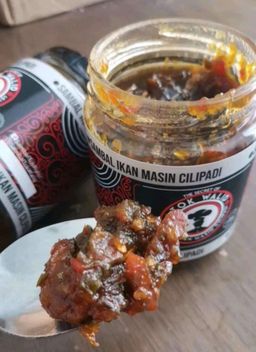 Sambal Ikan Asin Tok Walid