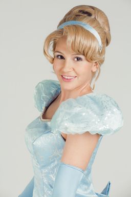 One Princess/One Hour 