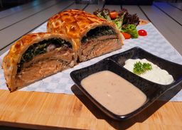 Norwegian Salmon Coulibiac