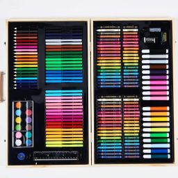 Wooden Art Set 220 Pcs